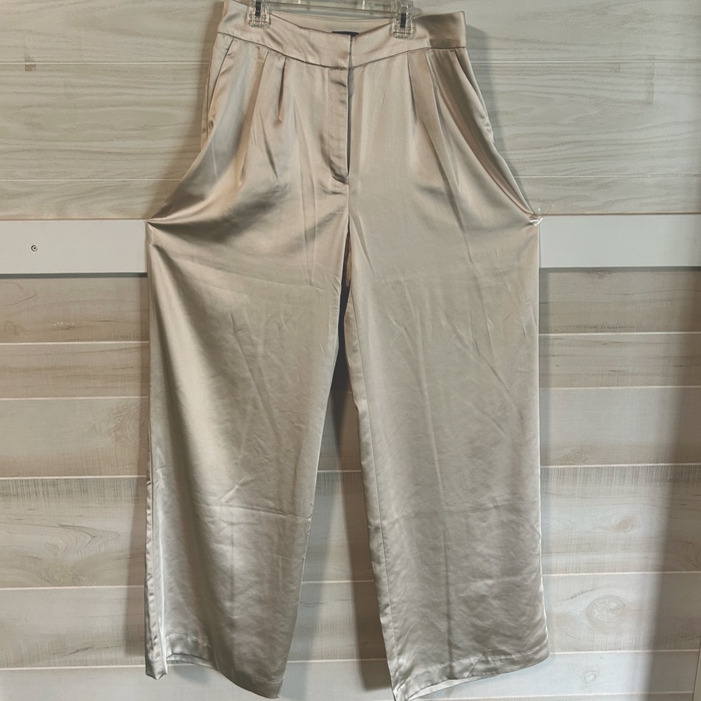 Express satin wide leg, palazzo pants size 10, long